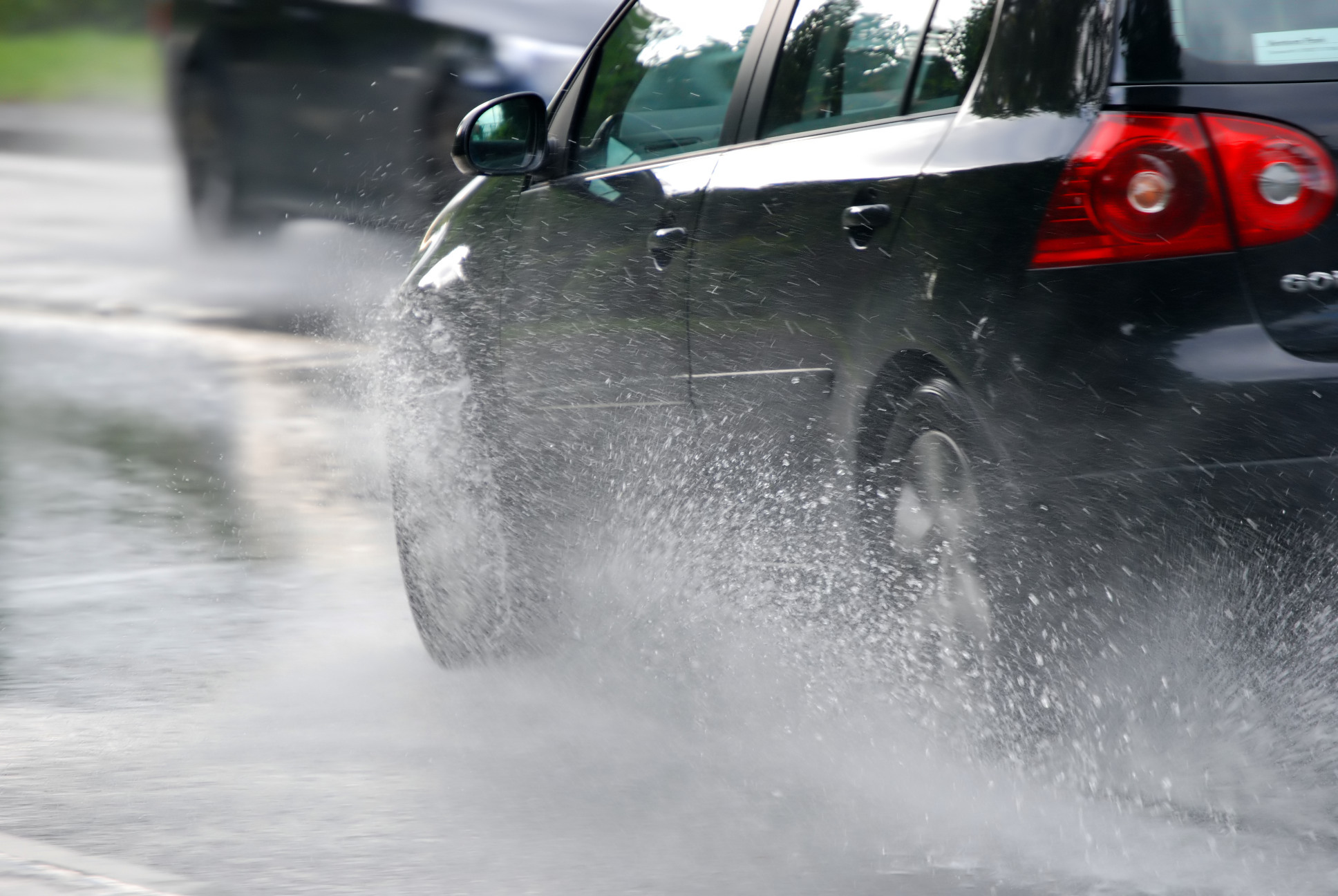 consejos para conducir en lluvia